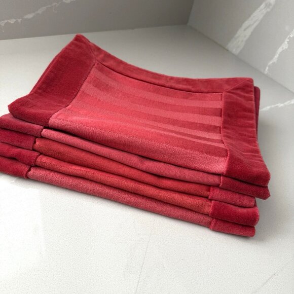 Pier 1 Imports Set of 5 Red Placemats Velvet Stripes Holiday Any Party 13X19" - Picture 2 of 8